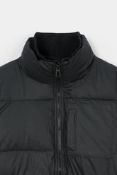 BLACK SOFTSHELL PUFFER JACKET