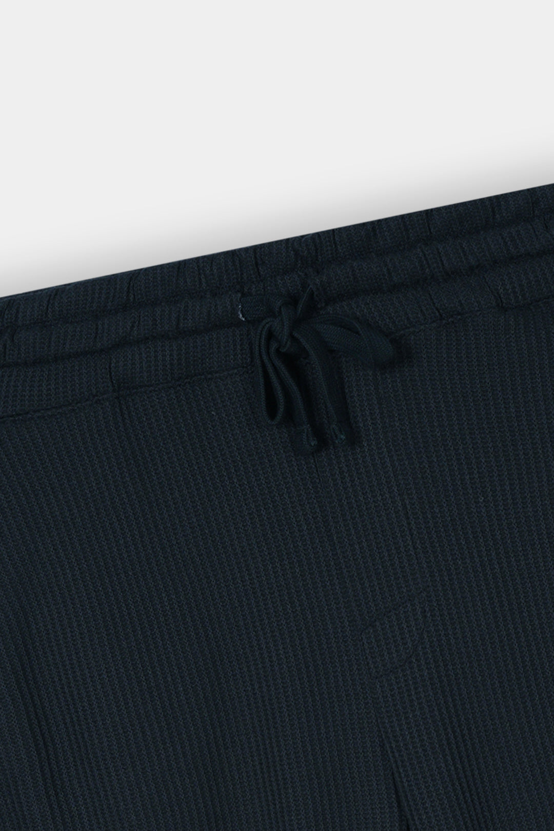 BLACK WAFFLE KNIT CROSS POCKET SHORT