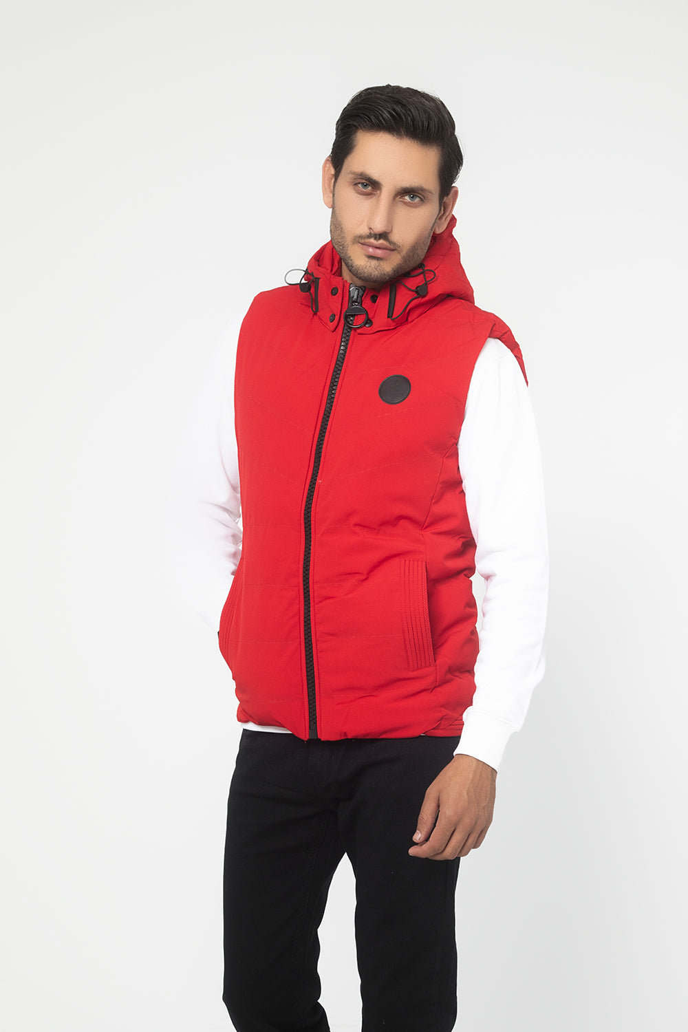 RED SLEEVE LESS HOODED PUFFER JACKET