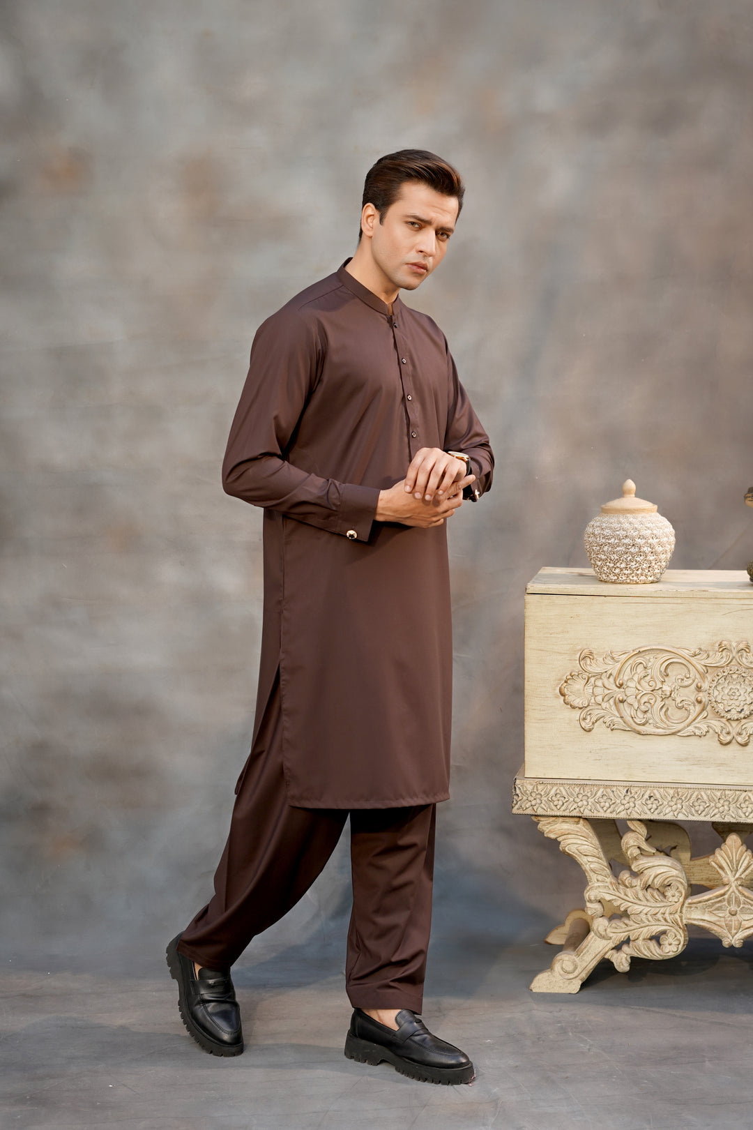 BASIC BROWN KAMEEZ SHALWAR